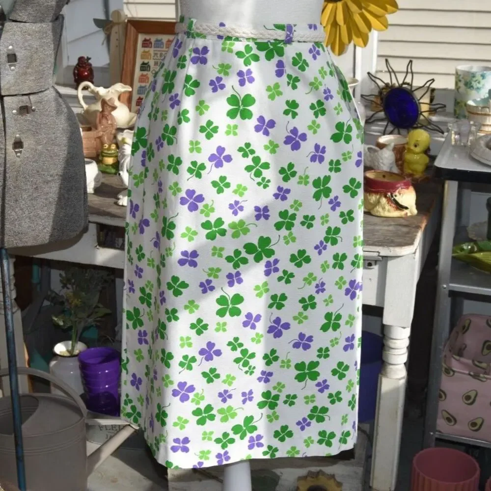 Vintage Shamrock Print Skirt St Patrick’s Day Green Clover Belted Midi Skirt Sm